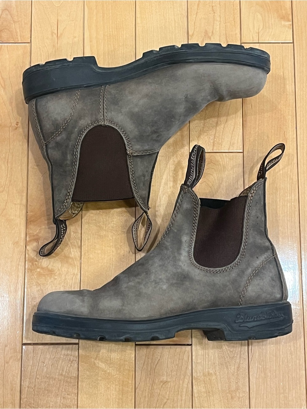 Blundstone boots - 585 CLASSIC CHELSEA BOOT Unisex - Size 3 (Women’s 6)